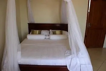 Tiptone Hotel Kampala